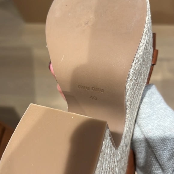 Miu Miu | NWOB Leather Platform Sandals with Yellow Ankle Straps - Size IT 40 - Picture 9 of 9